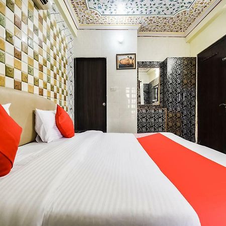 Oyo 48665 Kesar Palace Amer Exterior foto