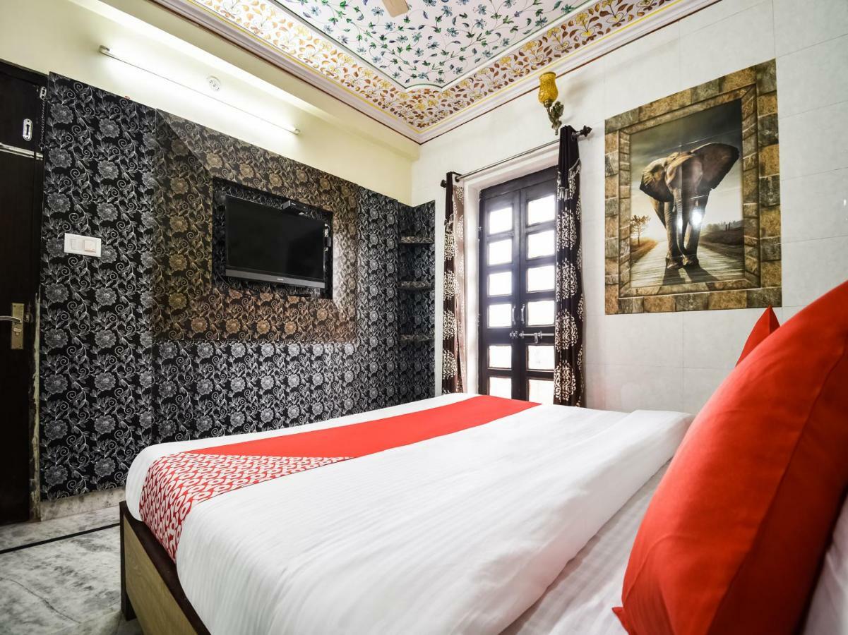 Oyo 48665 Kesar Palace Amer Exterior foto